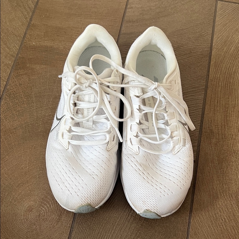 Nike Air Zoom Pegasus Women Size 6.5